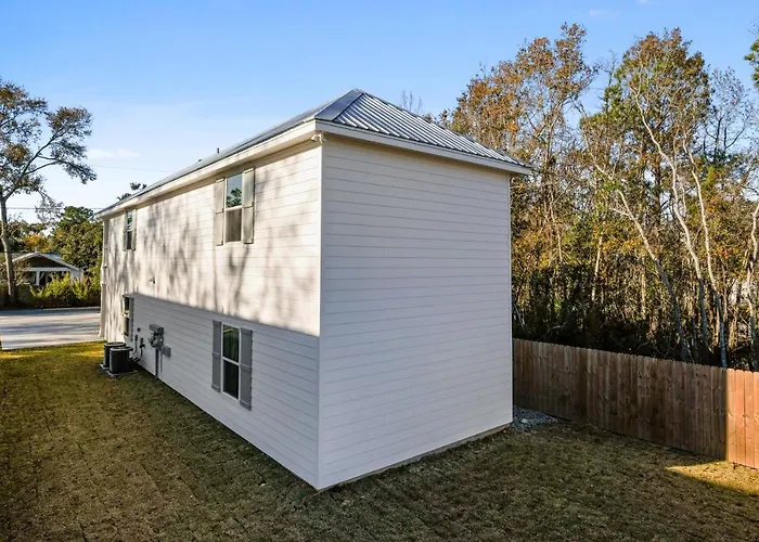 Vacation Rental Bay St Louis Walk To Beach, Dining, Shopping, And Nightlife